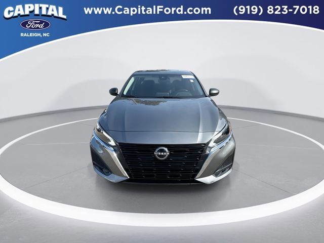 Used 2024 Nissan Altima 2.5 SV image 9