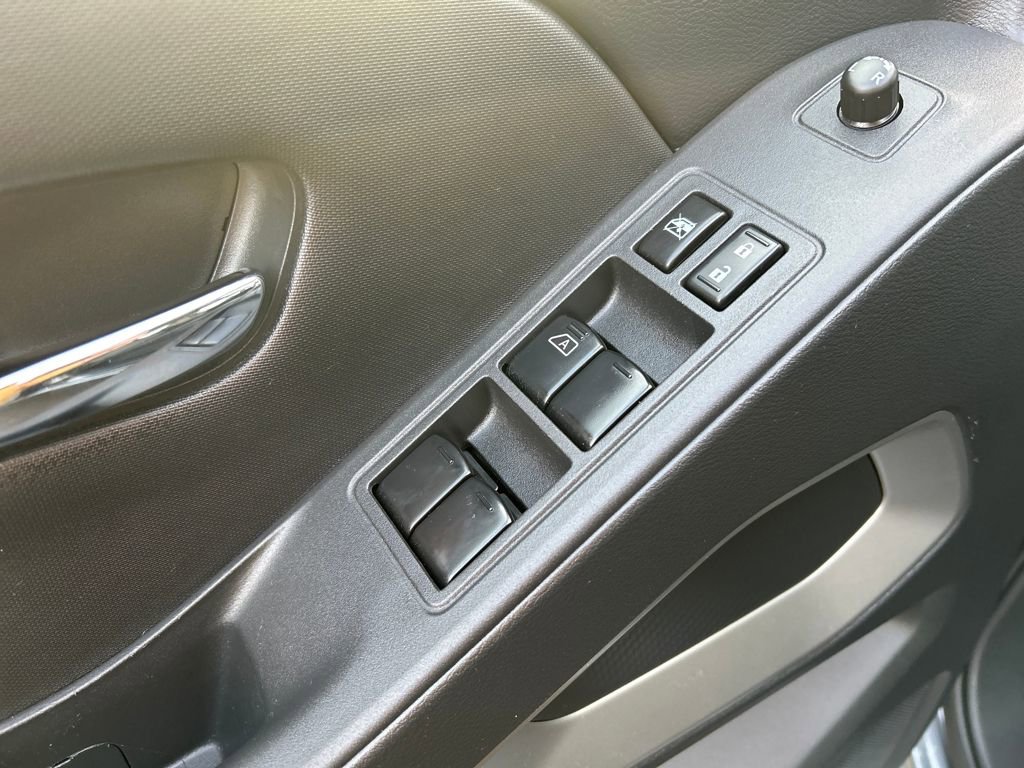 Used 2023 Nissan Frontier SV w/ Technology Package image 20