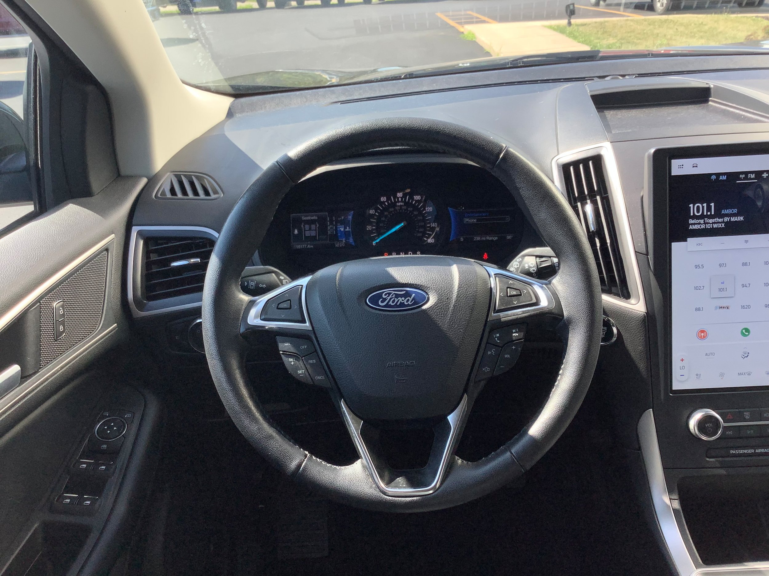 Certified 2024 Ford Edge SEL w/ Convenience Package AWD/4WD image 8
