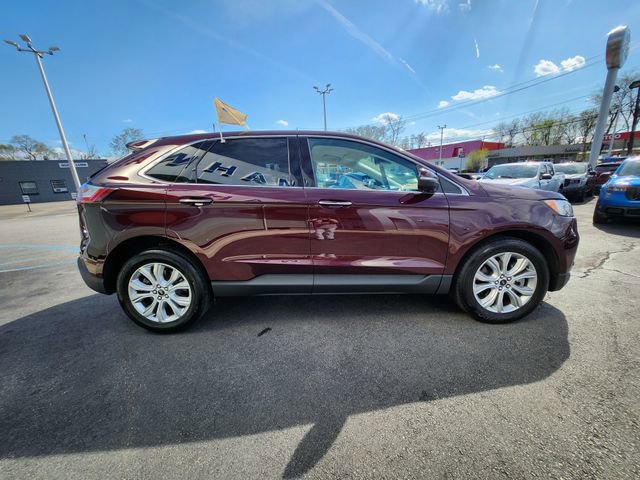 Certified 2023 Ford Edge Titanium w/ Equipment Group 301A AWD/4WD image 9