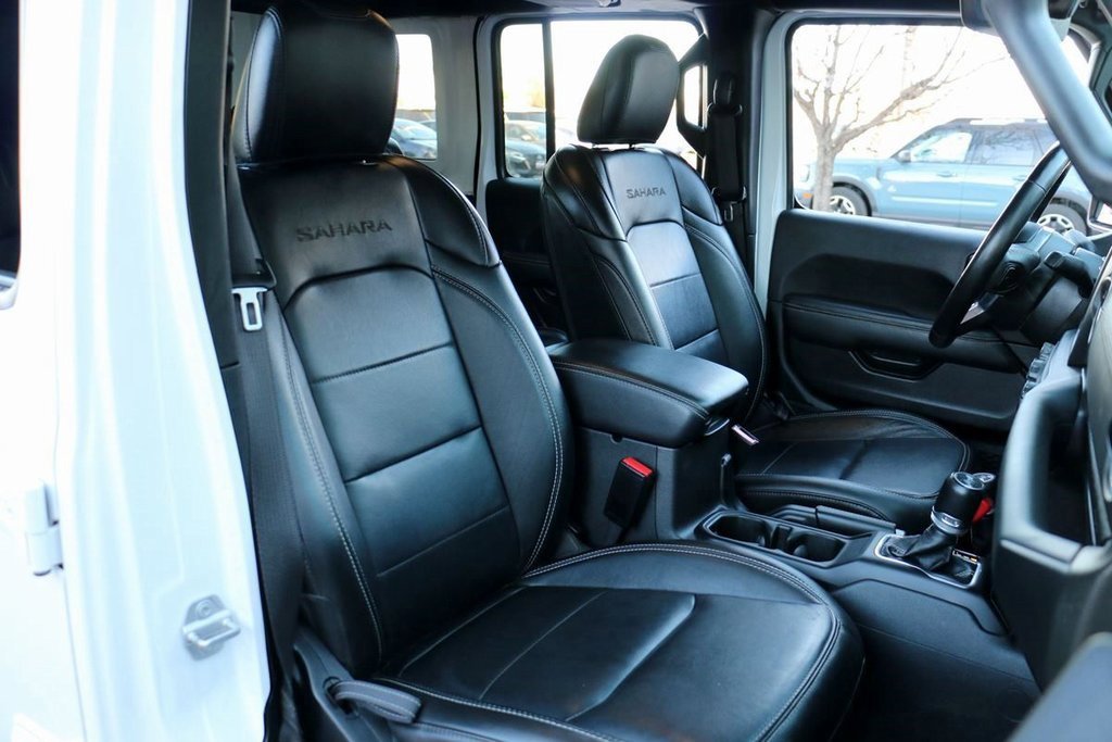 Used 2023 Jeep Wrangler Unlimited Sahara w/ Cold Weather Group image 34