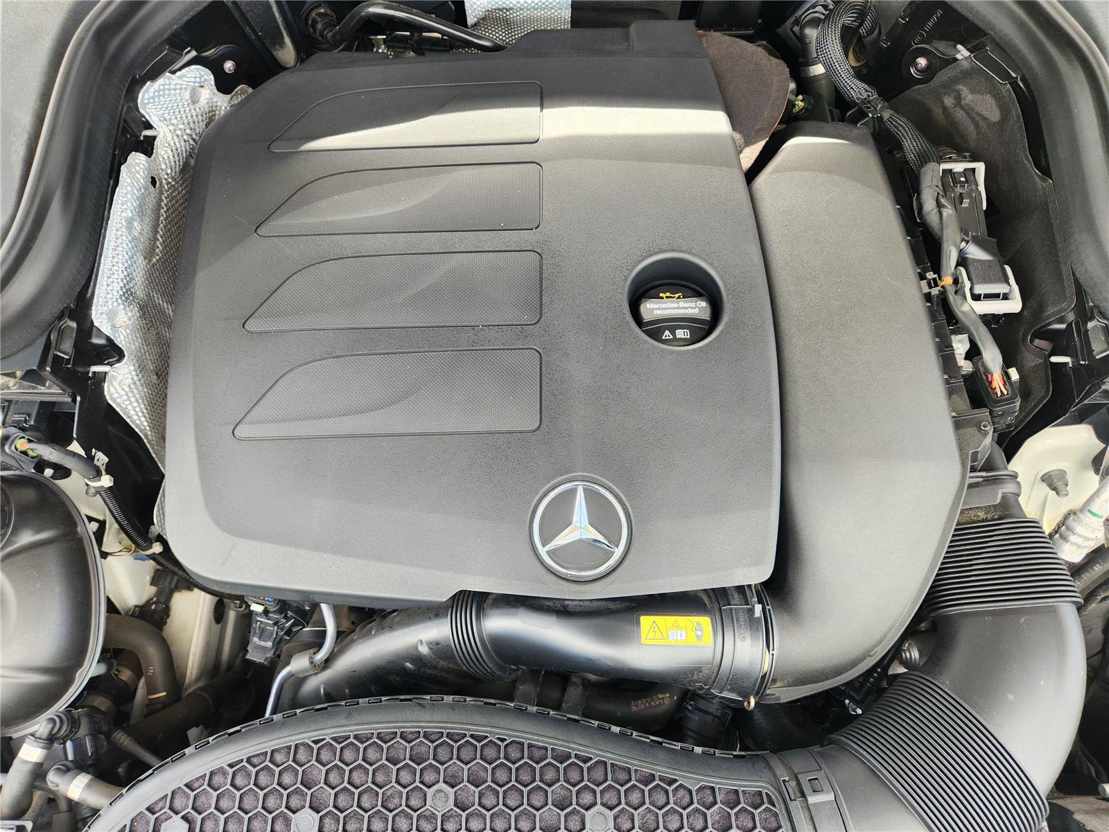 Used 2021 Mercedes-Benz GLC 300 4MATIC image 34