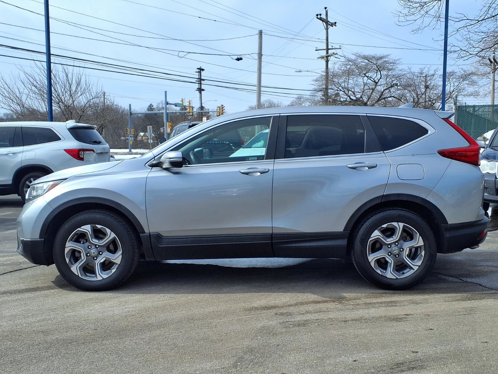 Used 2019 Honda CR-V EX image 2