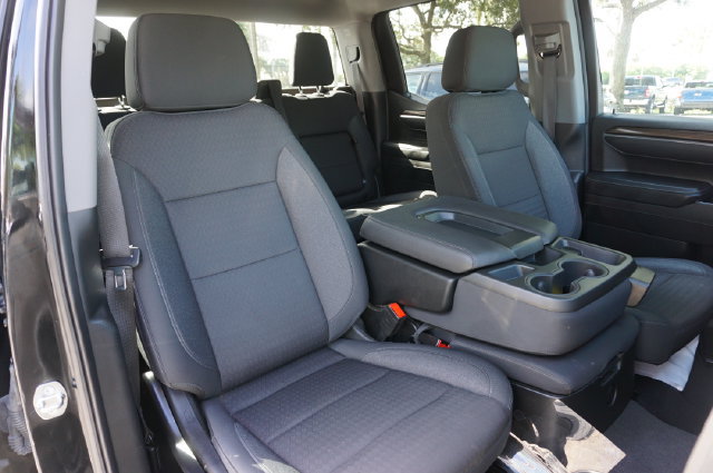 Used 2024 Chevrolet Silverado 1500 LT AWD/4WD image 2