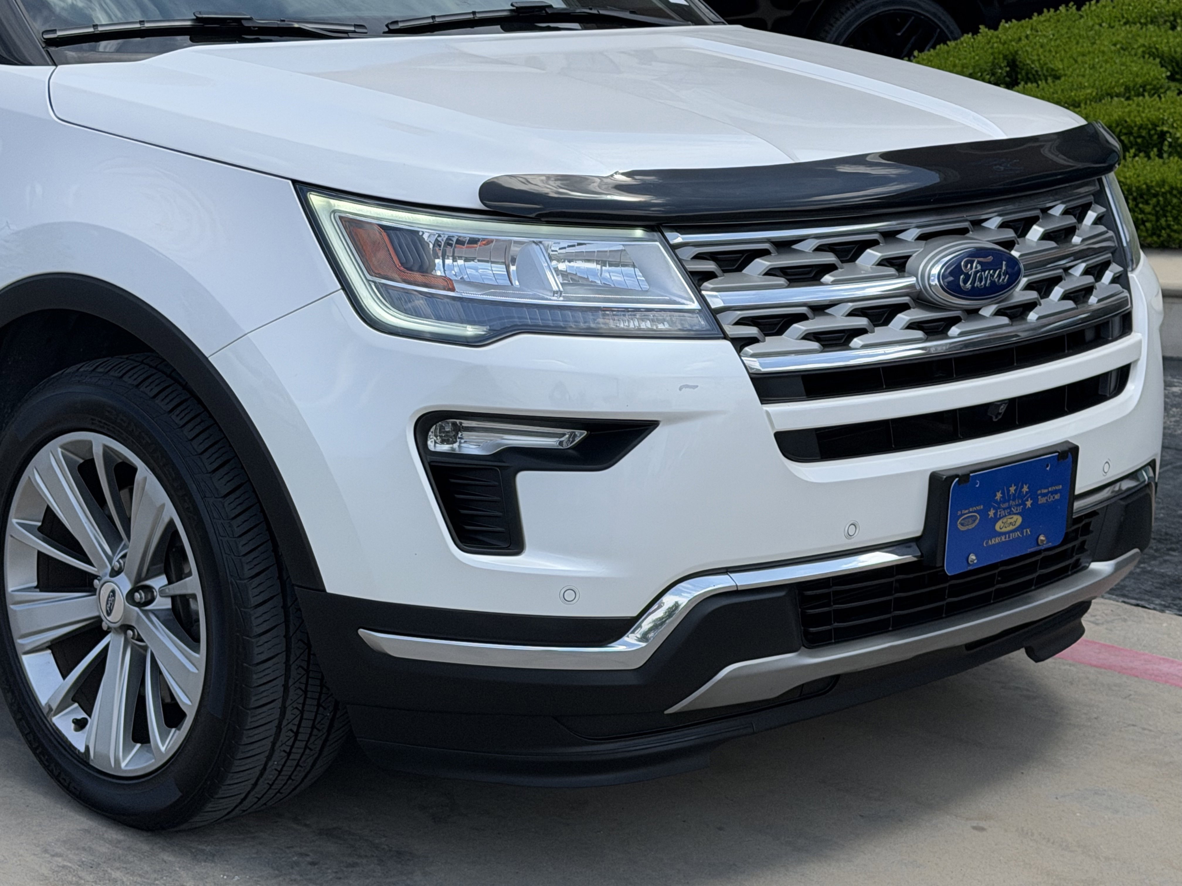 Certified 2019 Ford Explorer Limited w/ Ford Safe & Smart Package AWD/4WD image 10
