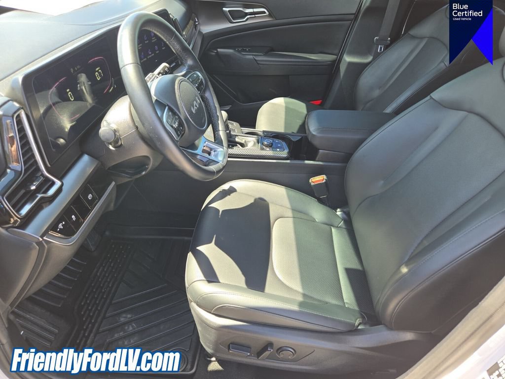 Used 2024 Kia Sportage EX AWD/4WD image 11