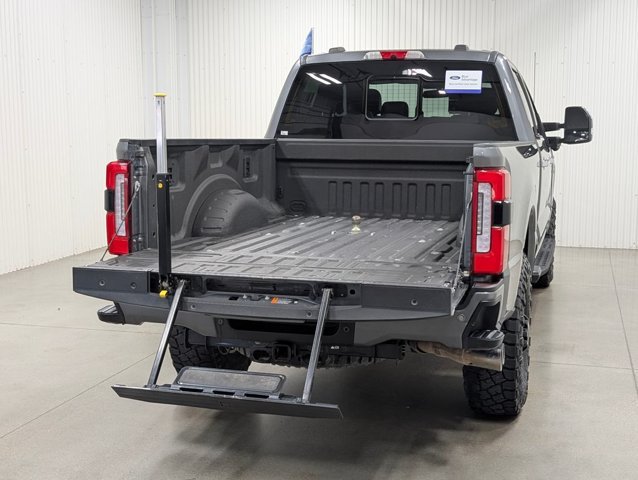 Certified 2023 Ford F250 Platinum w/ Tremor Off-Road Package AWD/4WD image 27