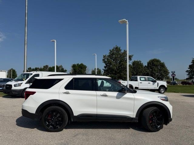 Certified 2023 Ford Explorer ST w/ Equipment Group 401A AWD/4WD image 10