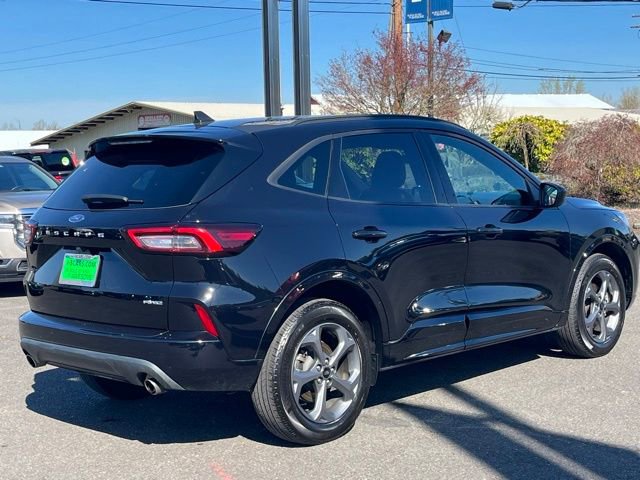 Certified 2023 Ford Escape ST-Line AWD/4WD image 5