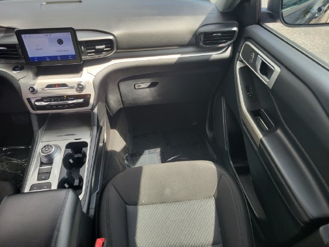 Certified 2023 Ford Explorer XLT RWD image 14