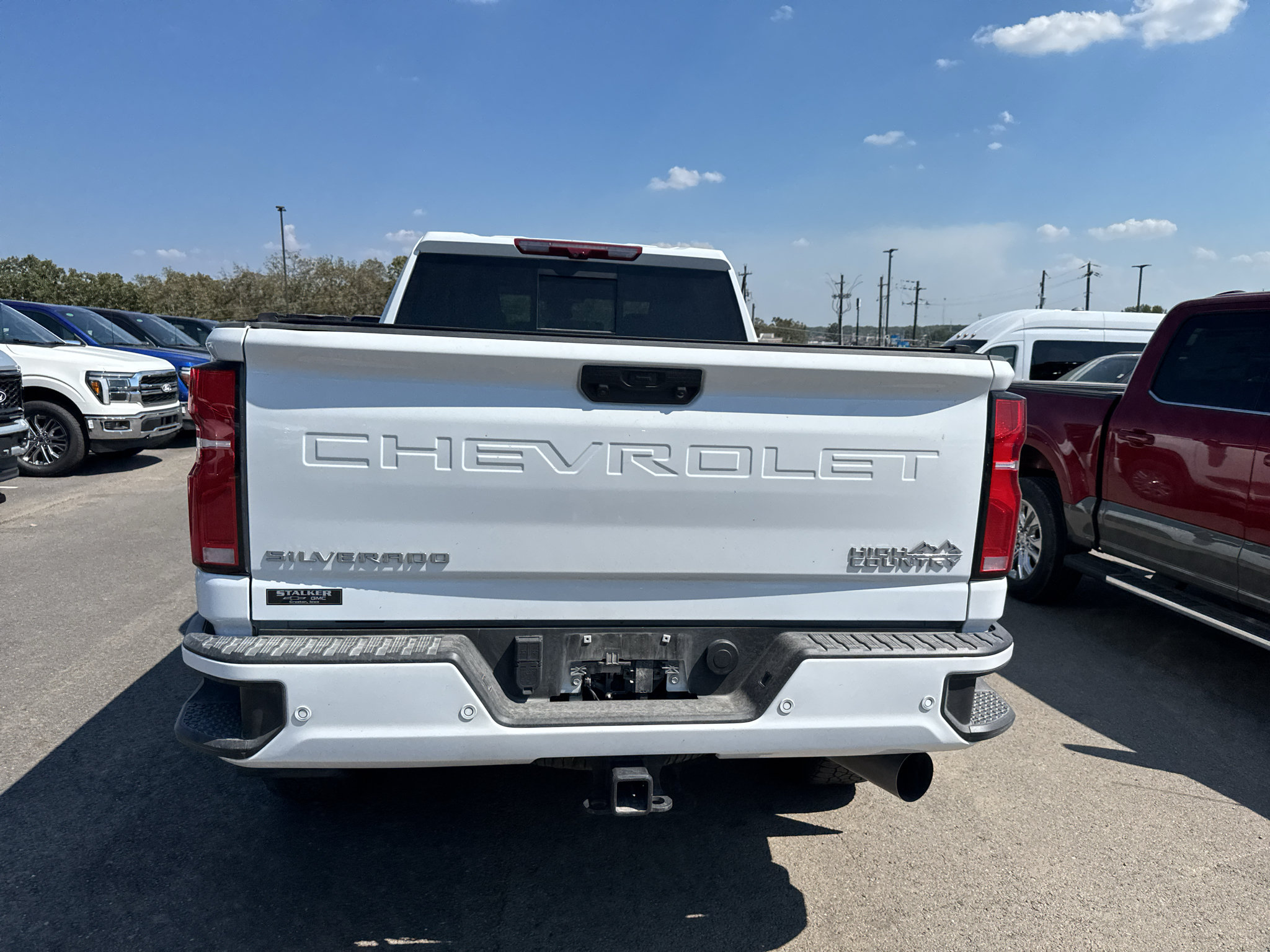 Used 2026 Chevrolet Silverado 2500 High Country w/ Technology Package AWD/4WD image 6