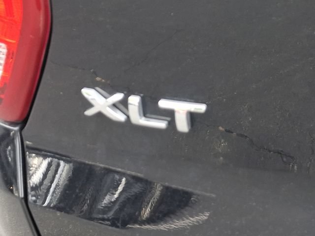 Certified 2017 Ford Explorer XLT w/ Equipment Group 202A AWD/4WD image 35