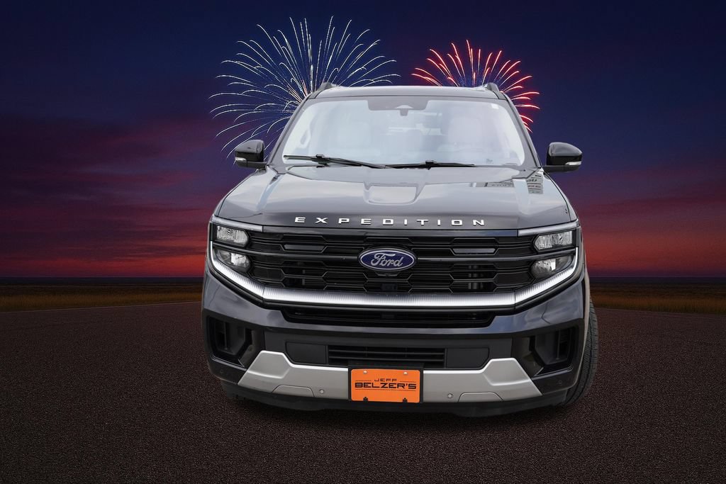 Certified 2025 Ford Expedition Max Platinum w/ Driver's Package AWD/4WD image 12