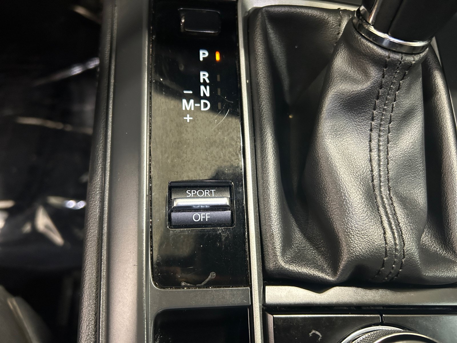 Used 2022 MAZDA CX-30 AWD 2.5 S w/ Select Package image 19