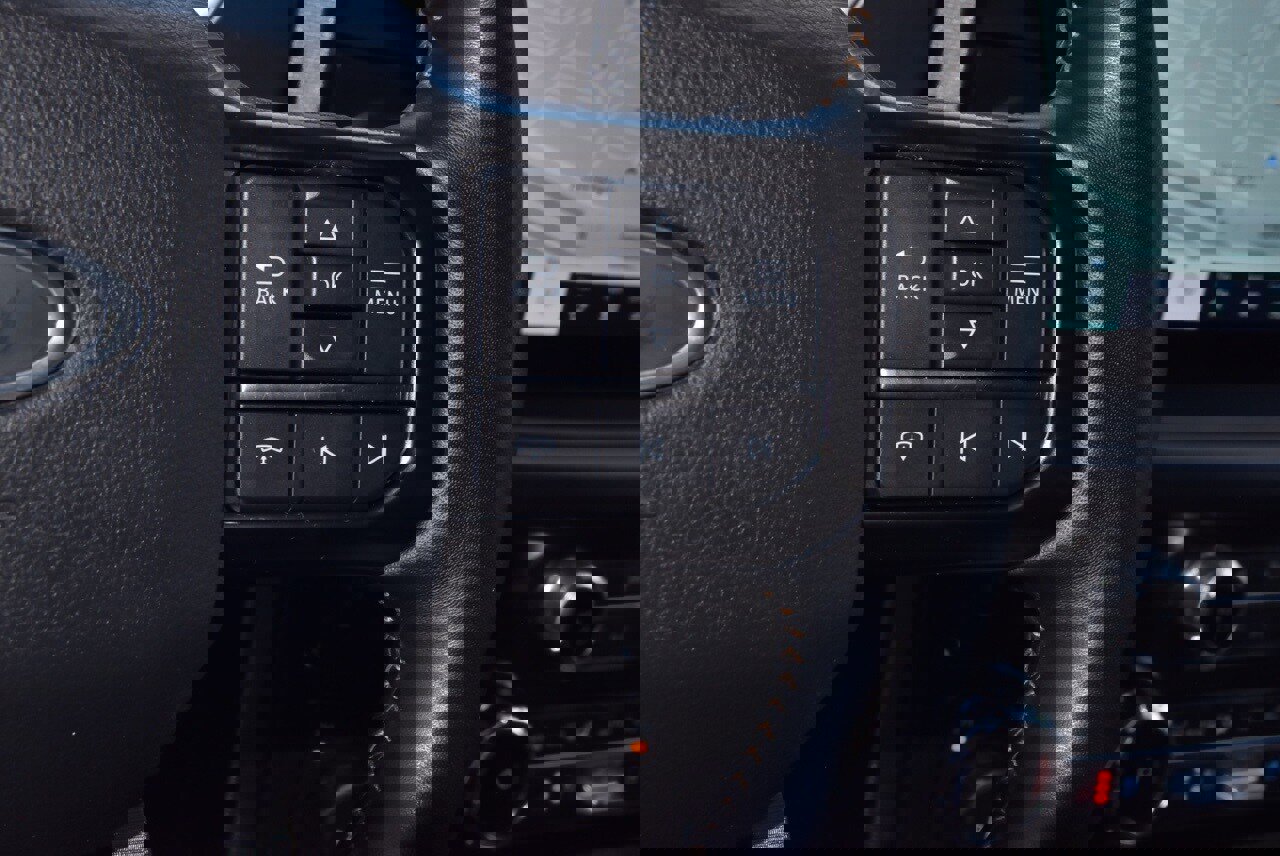 Certified 2022 Ford F150 Platinum w/ Equipment Group 701A High image 24