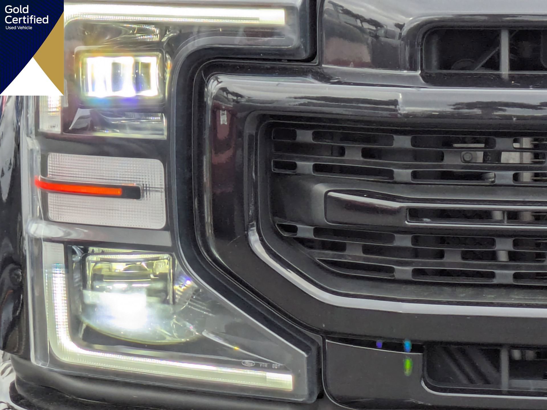 Certified 2022 Ford F250 Lariat w/ Black Appearance Package image 12