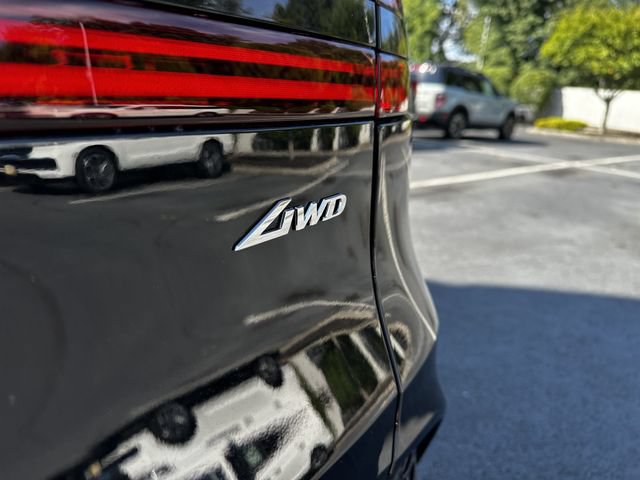 Used 2024 Genesis GV70 2.5T AWD/4WD image 47