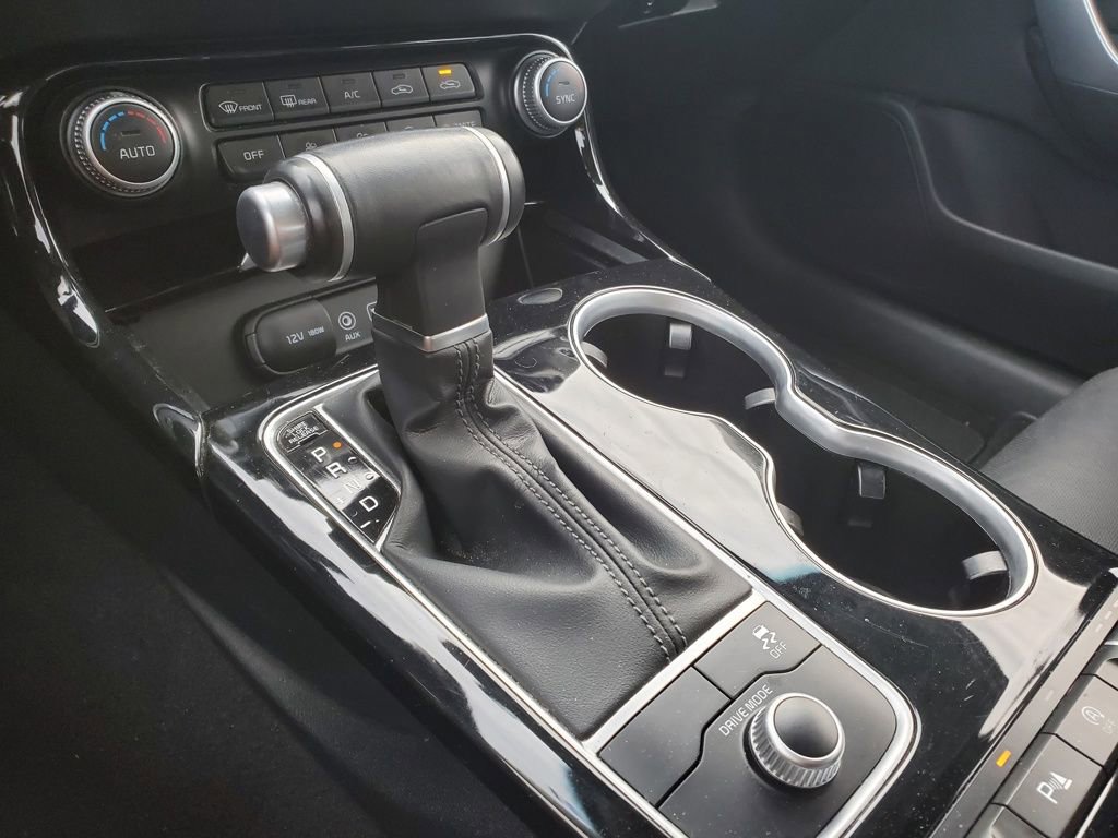 Used 2018 Kia Stinger Base image 26