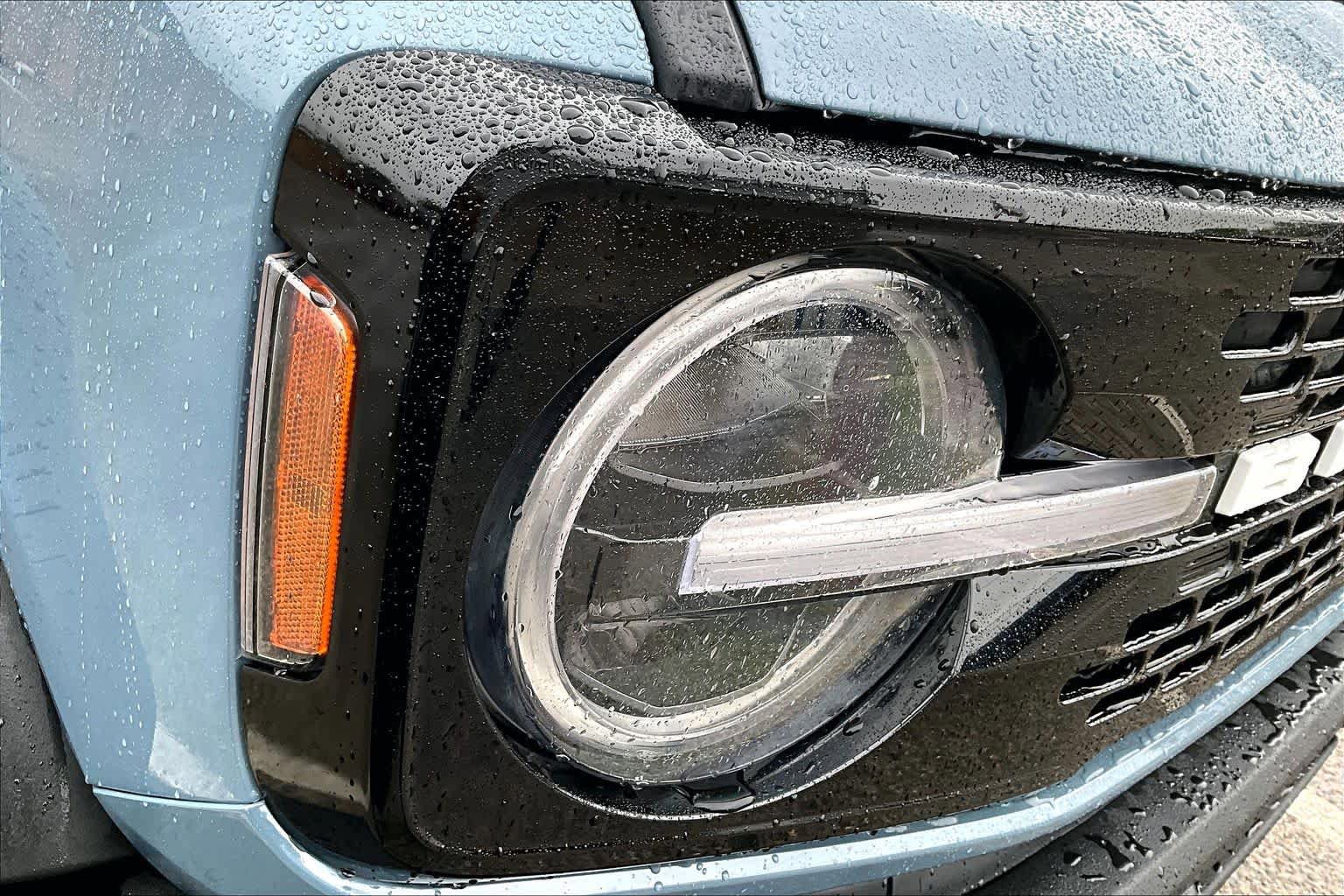Certified 2025 Ford Bronco Outer Banks w/ Sasquatch Package AWD/4WD image 27