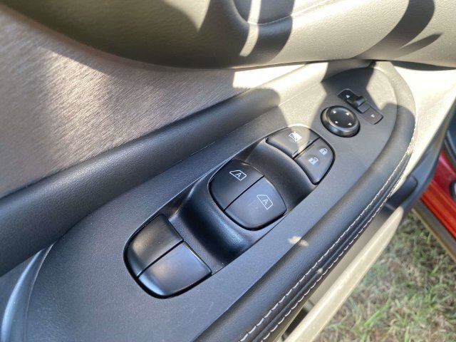 Used 2023 Nissan Murano SV AWD/4WD image 18