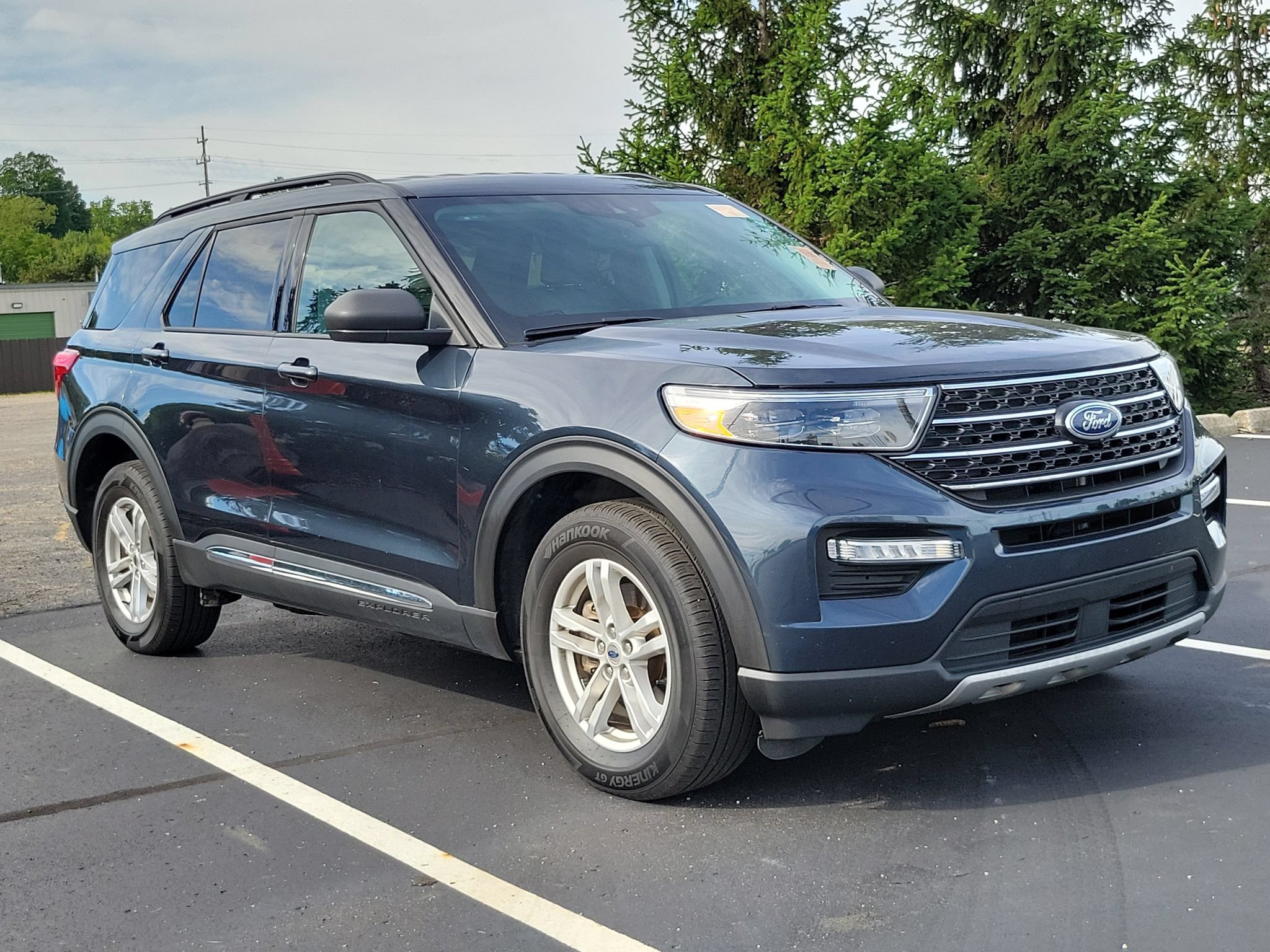 Certified 2024 Ford Explorer XLT w/ Equipment Group 202A AWD/4WD image 2