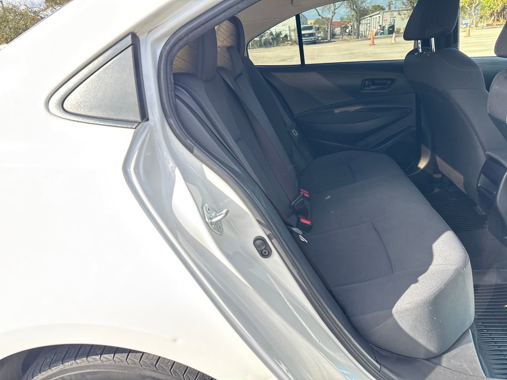 Used 2022 Toyota Corolla LE w/ LE Convenience Package image 23