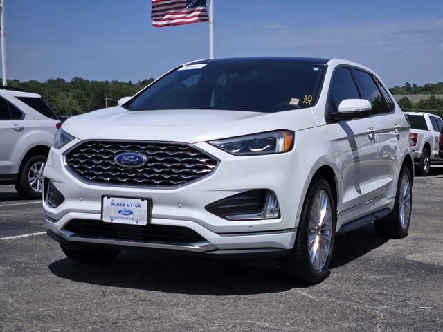 Certified 2022 Ford Edge Titanium w/ Equipment Group 301A AWD/4WD image 3