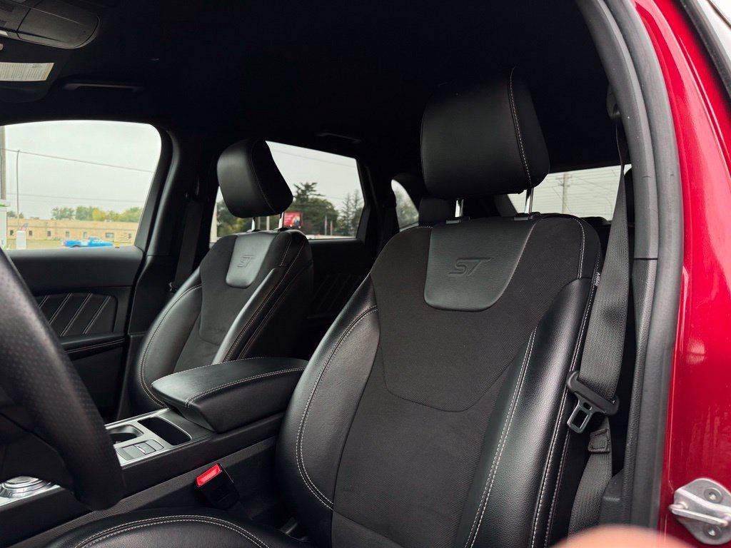 Certified 2023 Ford Edge ST AWD/4WD image 7