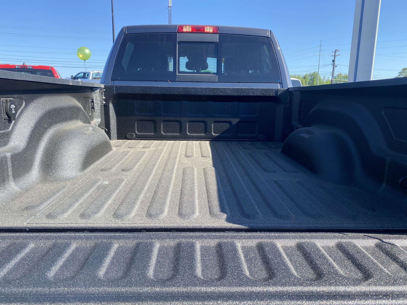 Used 2024 RAM 2500 Laramie w/ Safety Group AWD/4WD image 10