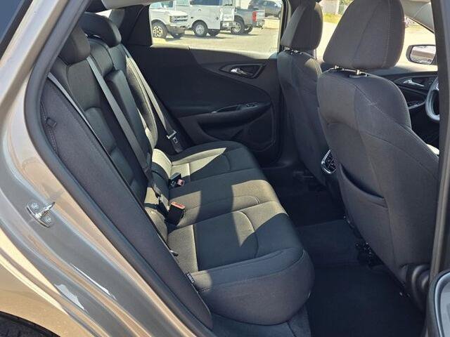 Used 2024 Chevrolet Malibu LT FWD image 16