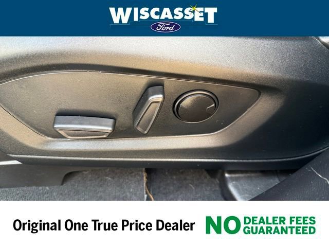 Certified 2022 Ford Explorer XLT w/ Equipment Group 202A image 26