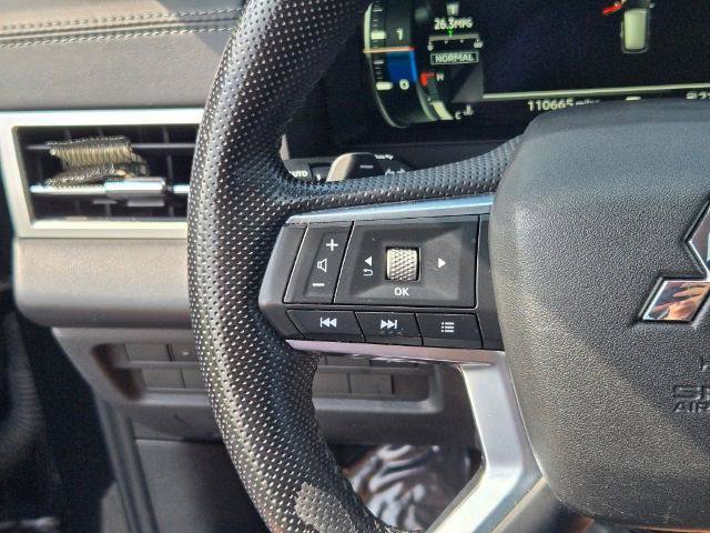 Used 2022 Mitsubishi Outlander SE AWD/4WD image 29