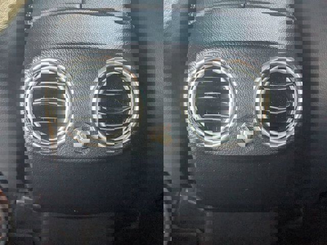 Used 2022 Mercedes-Benz GLC 300 4MATIC image 32