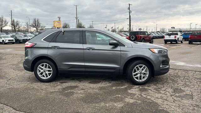 Certified 2024 Ford Edge SEL w/ Convenience Package image 6