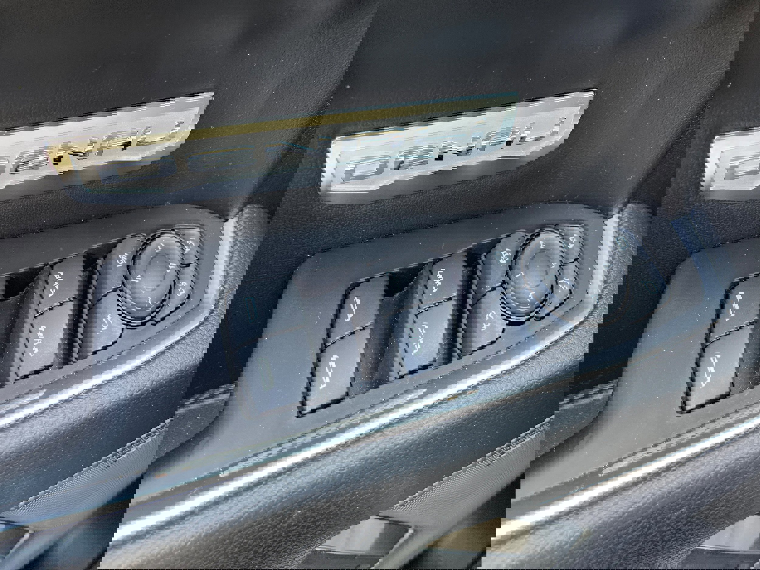 Used 2022 GMC Sierra 1500 Denali AWD/4WD image 25