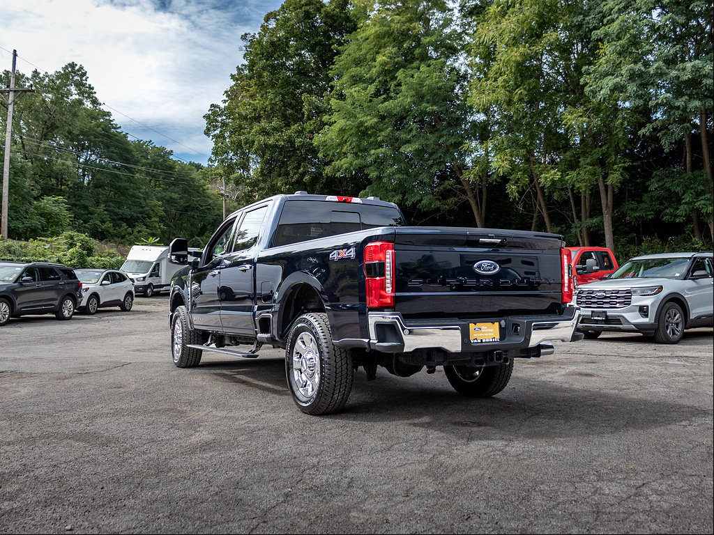 Certified 2023 Ford F250 Lariat w/ Lariat Ultimate Package AWD/4WD image 5