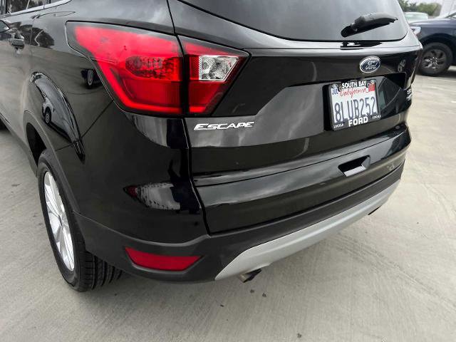 Certified 2019 Ford Escape SE image 8