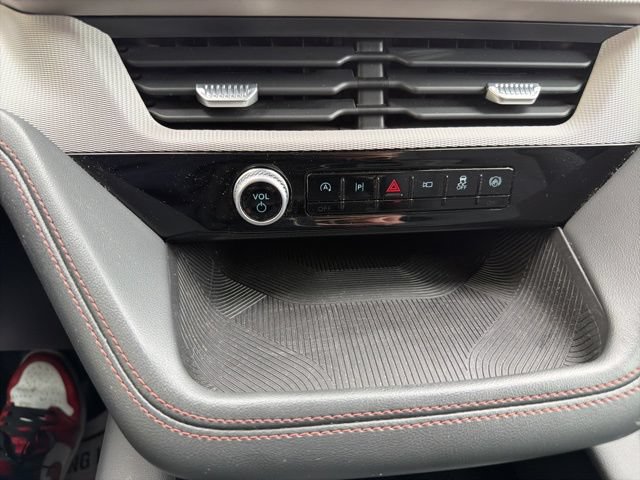 Certified 2025 Ford Explorer Active AWD/4WD image 24