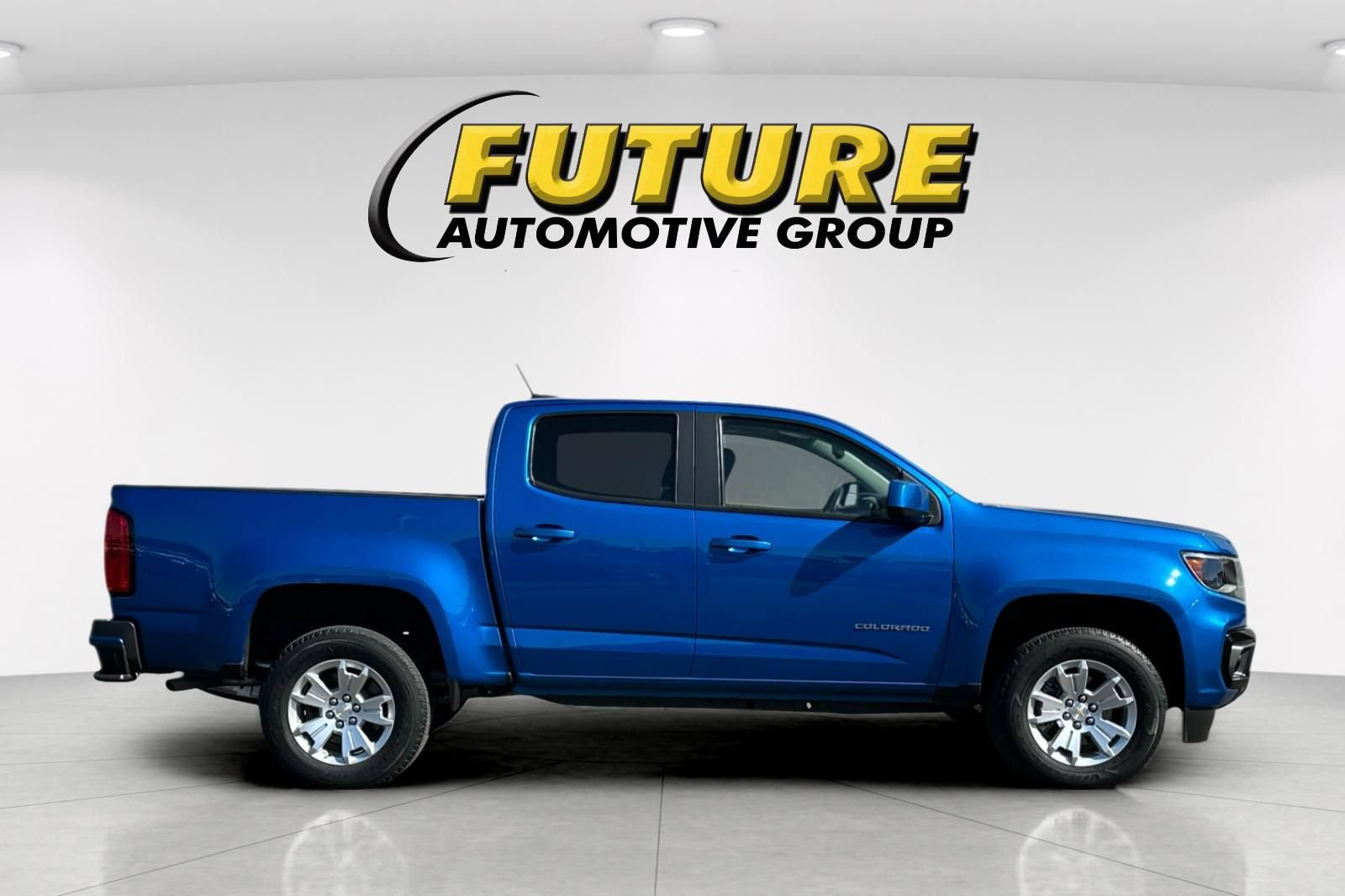 Used 2022 Chevrolet Colorado LT w/ LT Convenience Package RWD image 2