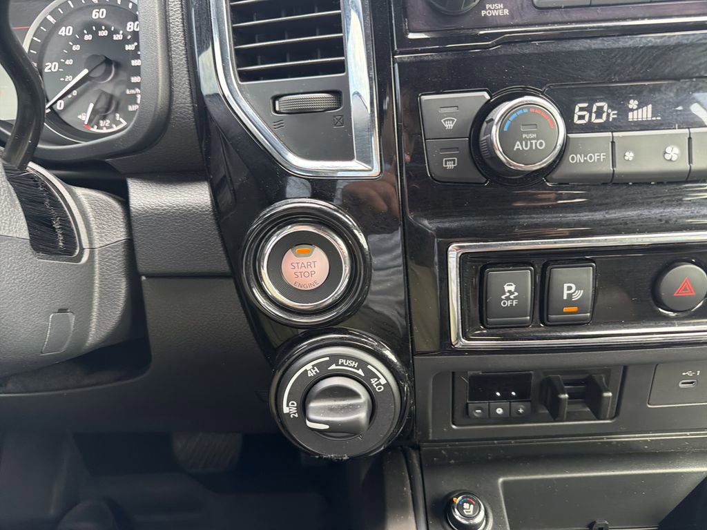 Used 2024 Nissan Titan Platinum Reserve w/ Moonroof Package AWD/4WD image 23