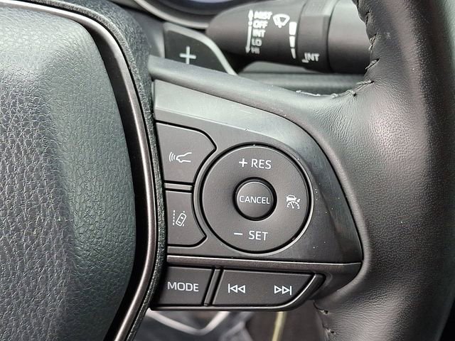 Used 2021 Toyota Camry SE FWD image 21