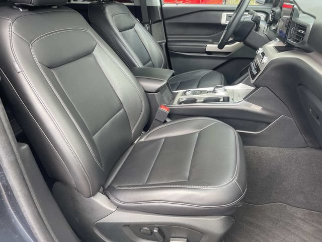 Certified 2024 Ford Explorer XLT w/ Equipment Group 202A AWD/4WD image 28