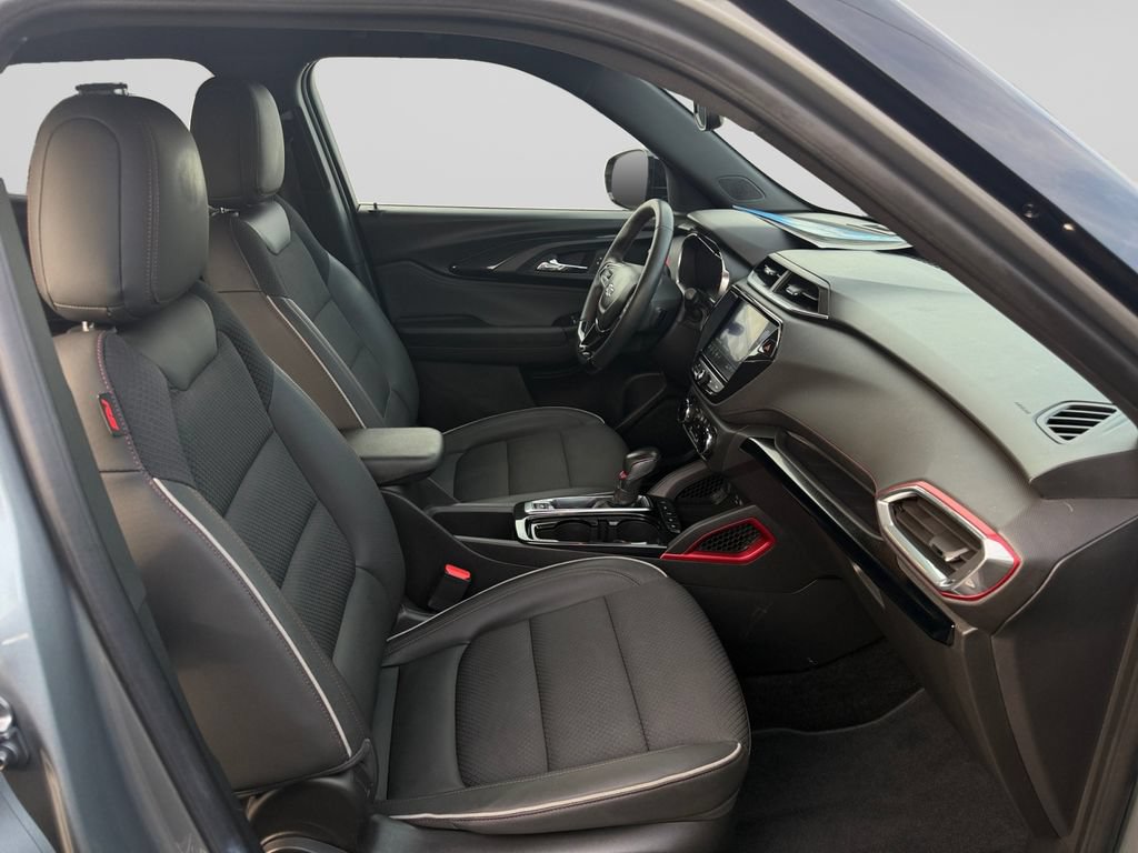 Used 2023 Chevrolet TrailBlazer RS w/ Convenience Package FWD image 15