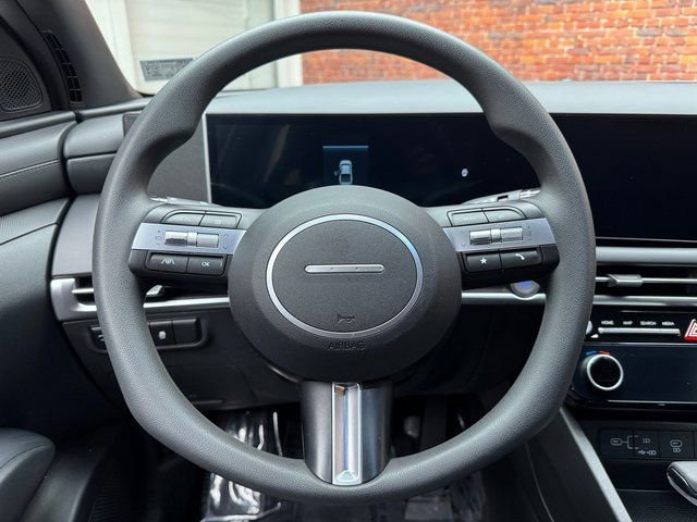 Used 2025 Hyundai Santa Cruz SEL image 15