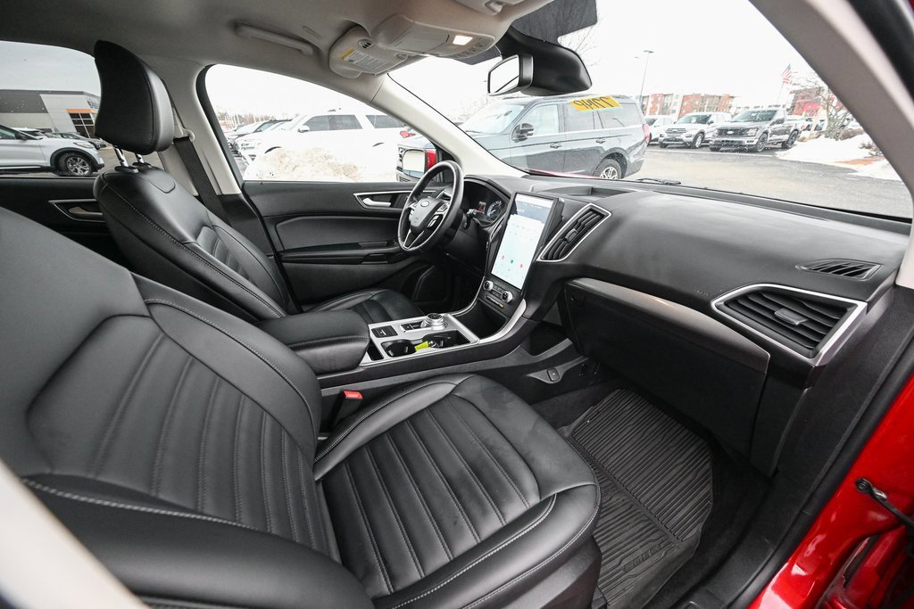Certified 2024 Ford Edge SEL w/ Convenience Package image 29