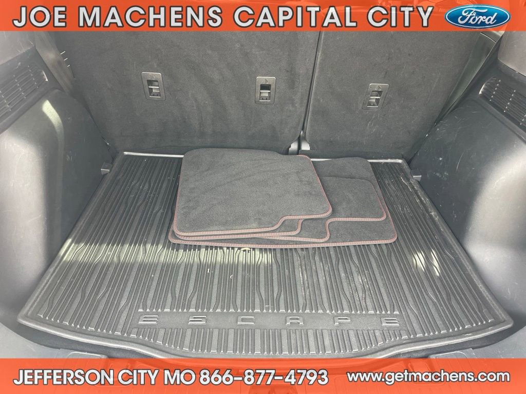 Certified 2023 Ford Escape ST-Line Select w/ Tech Pack #2 image 10