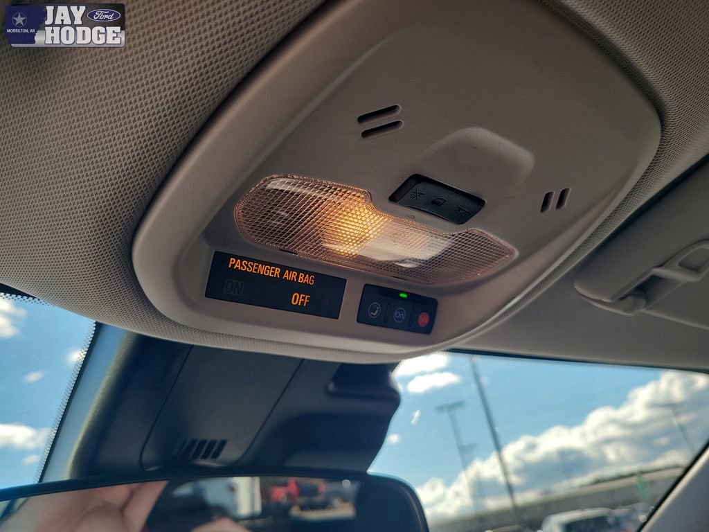 Used 2025 Chevrolet Trax LT w/ LT Convenience Package image 23