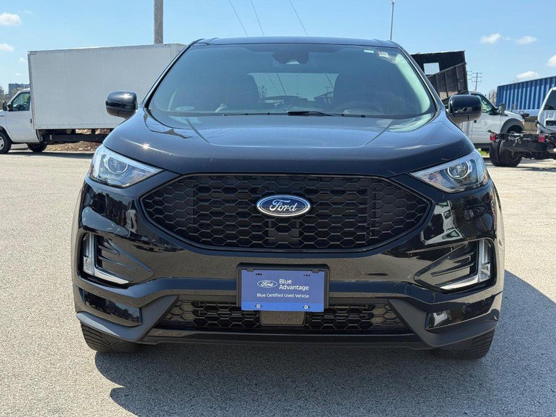Certified 2022 Ford Edge ST-Line w/ Class II Trailer Tow Package AWD/4WD image 7