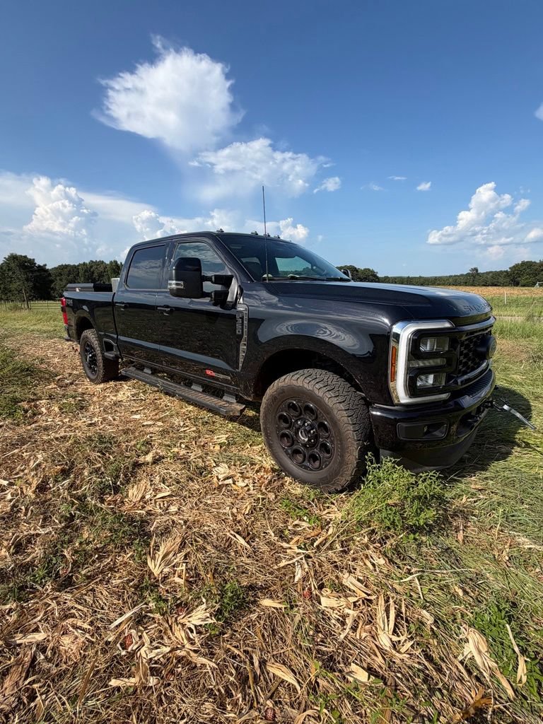 Certified 2025 Ford F350 Lariat w/ Black Appearance Package