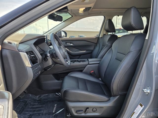 Used 2023 Nissan Rogue SL w/ SL Premium Package FWD image 12